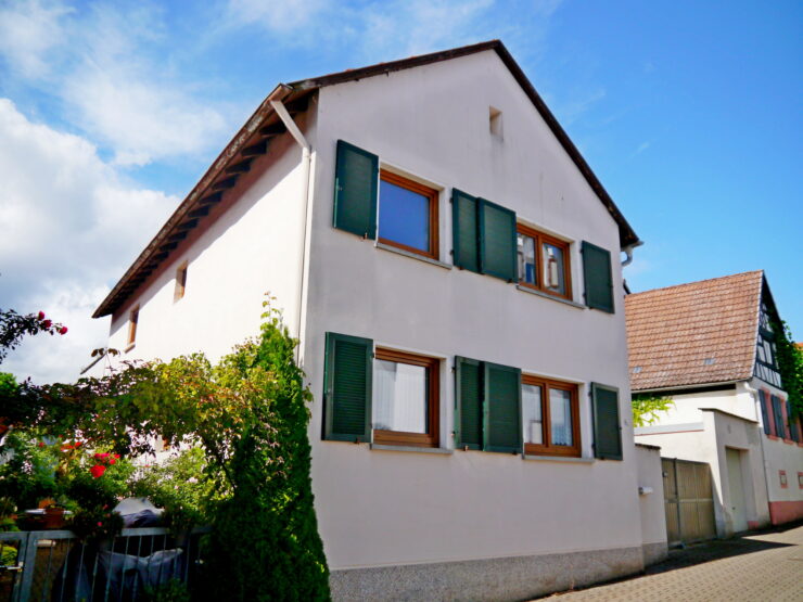 Reserviert! Einfamilienhaus mit Garten, Hof und Garage in Venningen (Pfalz)