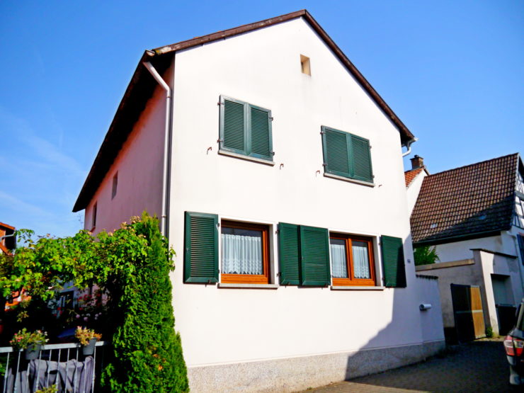 Einfamilienhaus mit Garten, Hof und Garage in Venningen (Pfalz)